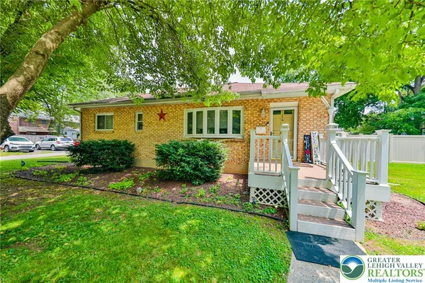 $349,900 | 735 North Glenwood Street, Allentown, PA 18104