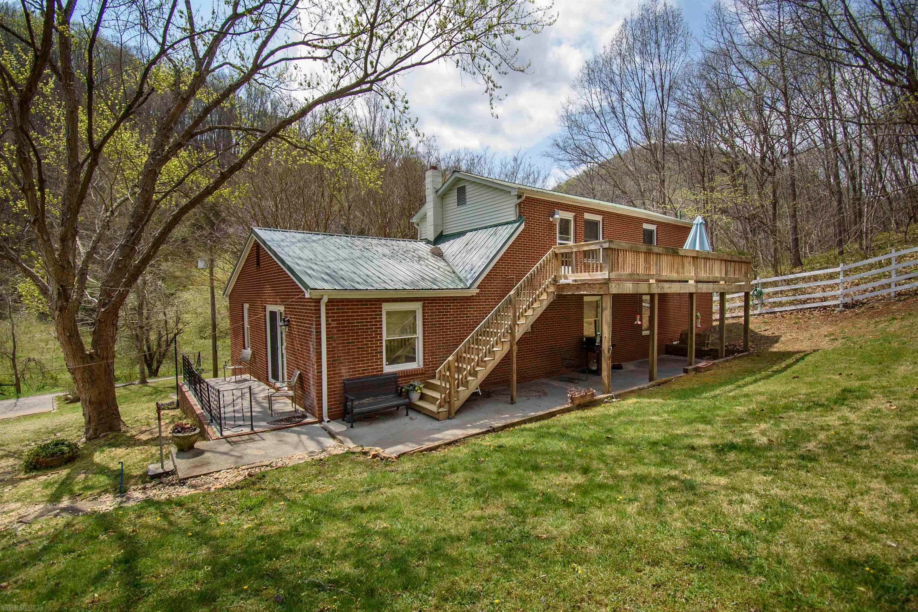 4268 Seneca Hollow Road Elliston, VA 24087 - Photo 9 of 40 Gallery Image 9