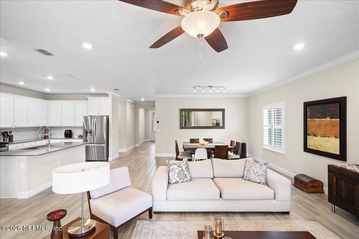 88 Howell Court St. Augustine, FL 32092 - Photo 8 of 31 16-DSC00300