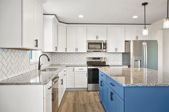 $499,900 | 343 Wild Rose, Unit 40, Stoughton, WI 53589