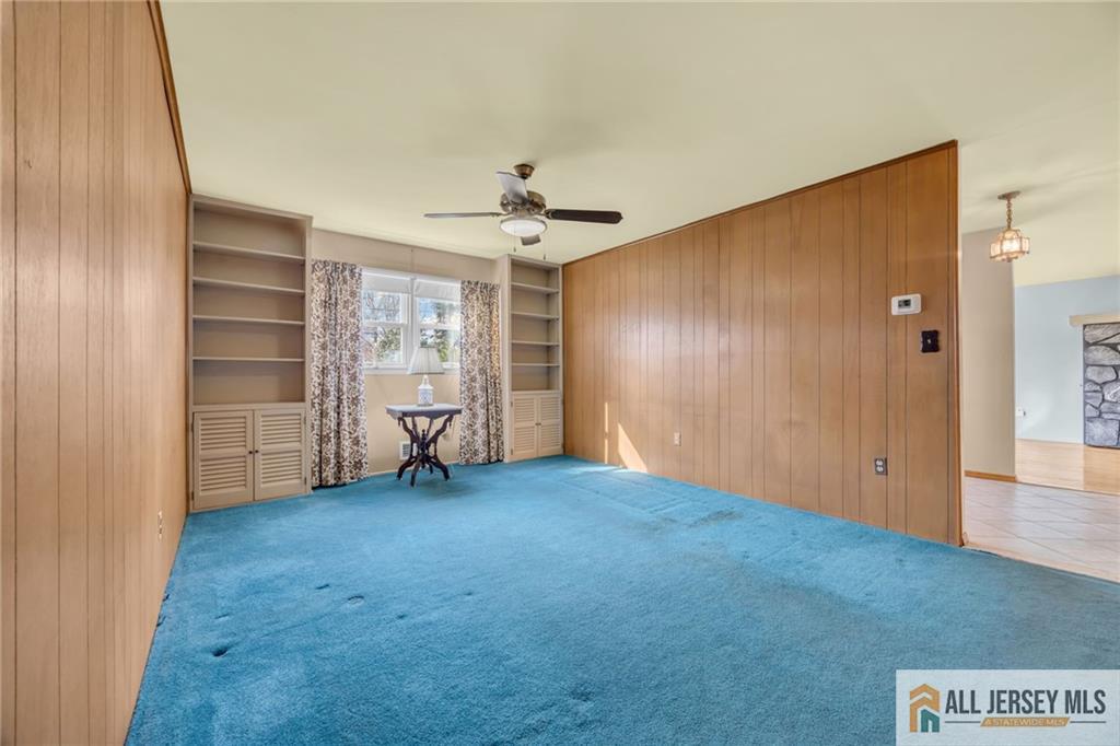 25 Greenwich Road Edison, NJ 08820 - Photo 23 of 52