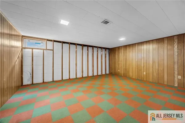 $949,900 | 25 Greenwich Road, Edison, NJ 08820