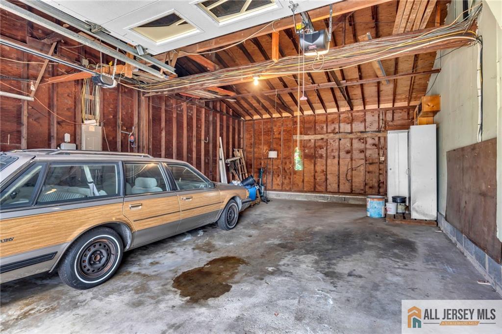 25 Greenwich Road Edison, NJ 08820 - Photo 43 of 52