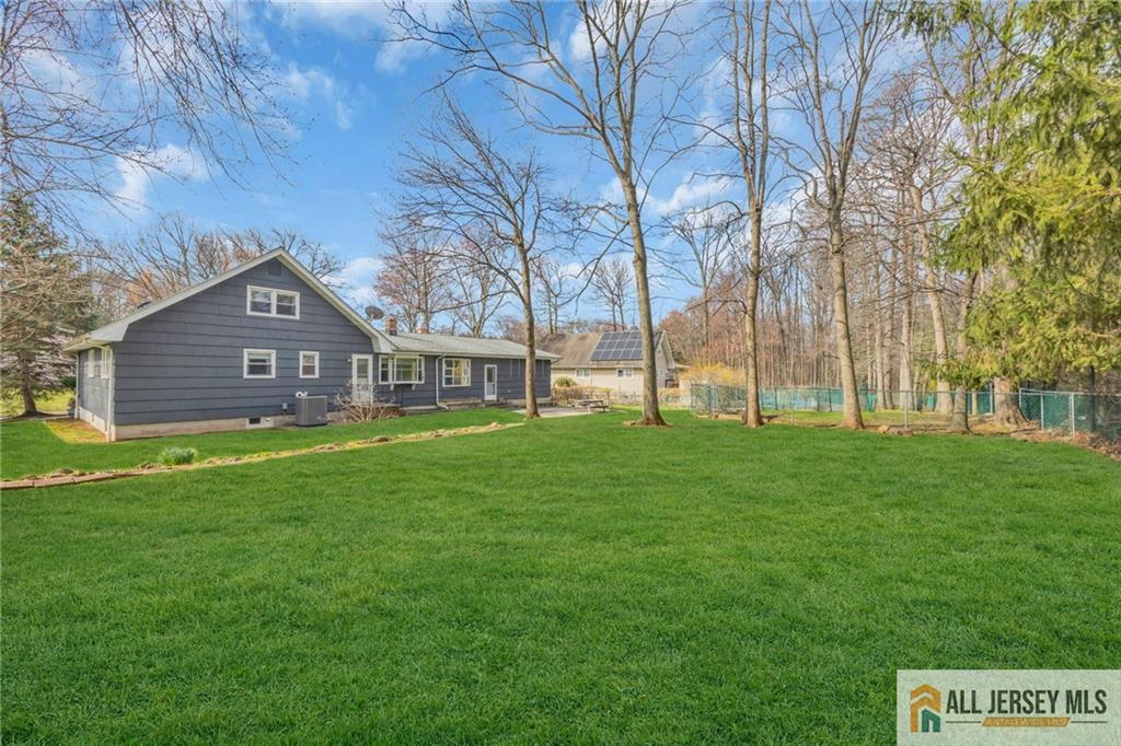 25 Greenwich Road Edison, NJ 08820 - Photo 47 of 52