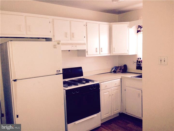 178 Via Cascata Drive Clementon, NJ 08021 - Photo 3 of 23