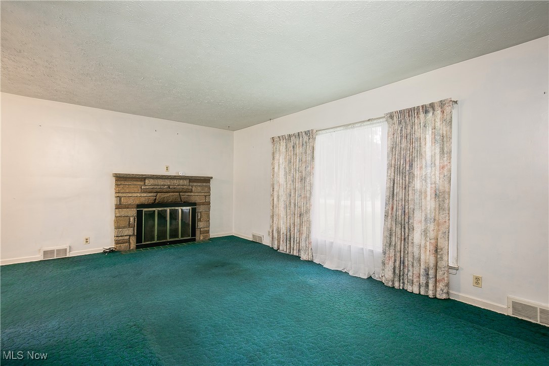 11902 Moffit Road Southwest Massillon, OH 44647 - Photo 5 of 29
