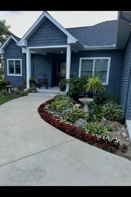 52039 Kern Drive Three Rivers, MI 49093 - Photo 3 of 7 27C268BA-CA6F-4FFD-A12A-A0C924586C94