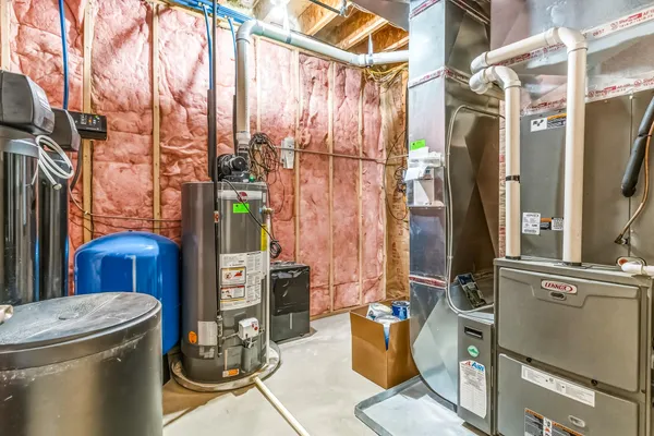 $799,900 | 52039 Kern Drive, Three Rivers, MI 49093