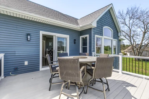 $799,900 | 52039 Kern Drive, Three Rivers, MI 49093