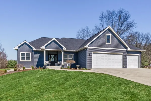 $794,900 | 52039 Kern Drive, Three Rivers, MI 49093
