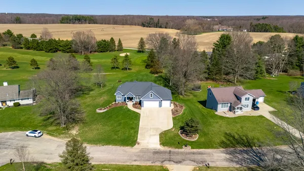 $794,900 | 52039 Kern Drive, Three Rivers, MI 49093