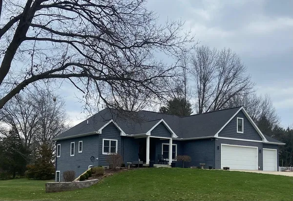 $794,900 | 52039 Kern Drive, Three Rivers, MI 49093
