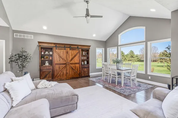 $799,900 | 52039 Kern Drive, Three Rivers, MI 49093