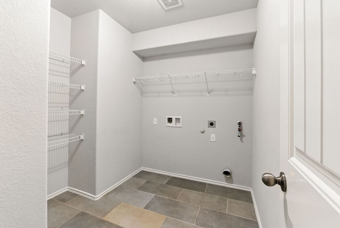 2840 Hearthsong Loop Round Rock, TX 78665 - Photo 14 of 39