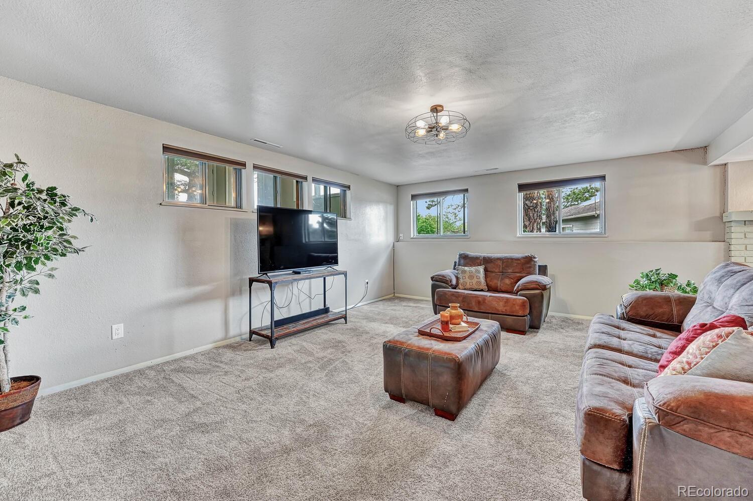 1070 Eagle Rock Road Colorado Springs, CO 80918 - Photo 25 of 40 Gallery Image 25