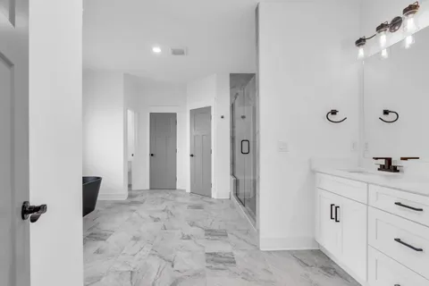 $750,000 | 9891 Trestle Circle, Ooltewah, TN 37363