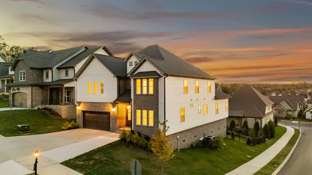 $735,000 | 9891 Trestle Circle, Ooltewah, TN 37363