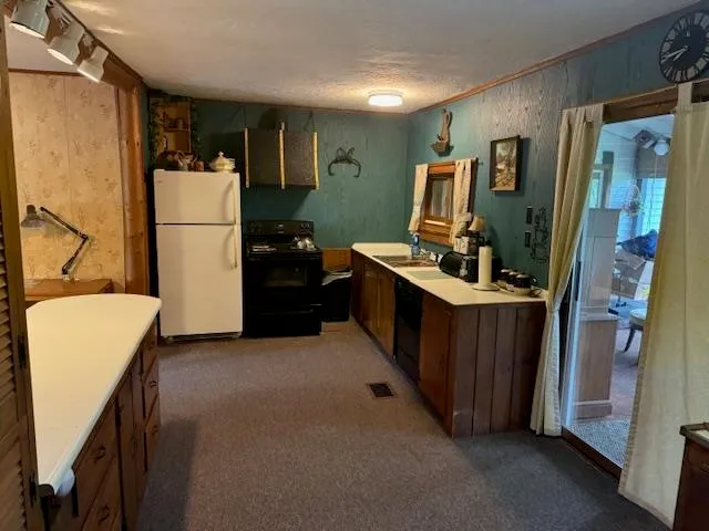 $295,000 | 452 Mill Village Road, Craftsbury, VT 05827