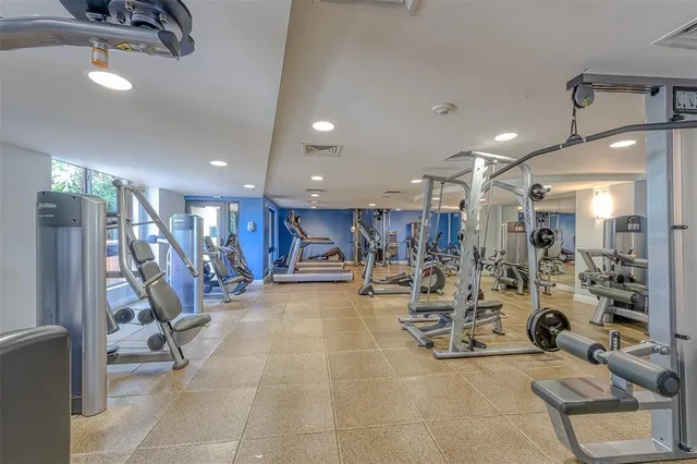 $570,000 | 100 North Federal Highway, Unit 642, Fort Lauderdale, FL 33301