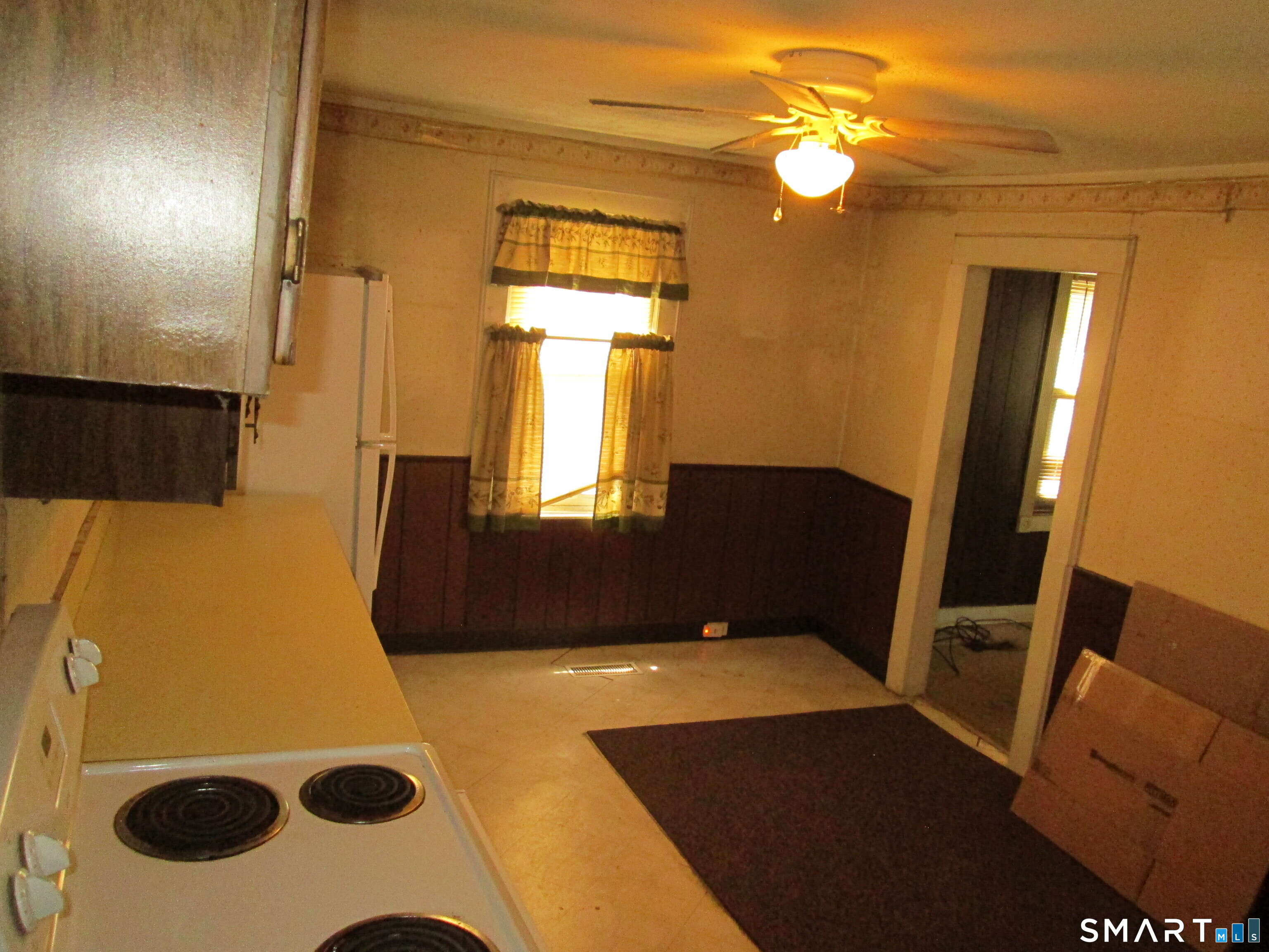 124 Spring Street Naugatuck, CT 06770 - Photo 7 of 19