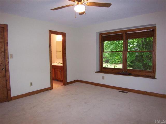 4312 Craddock Road Raleigh, NC 27613 - Photo 9 of 12