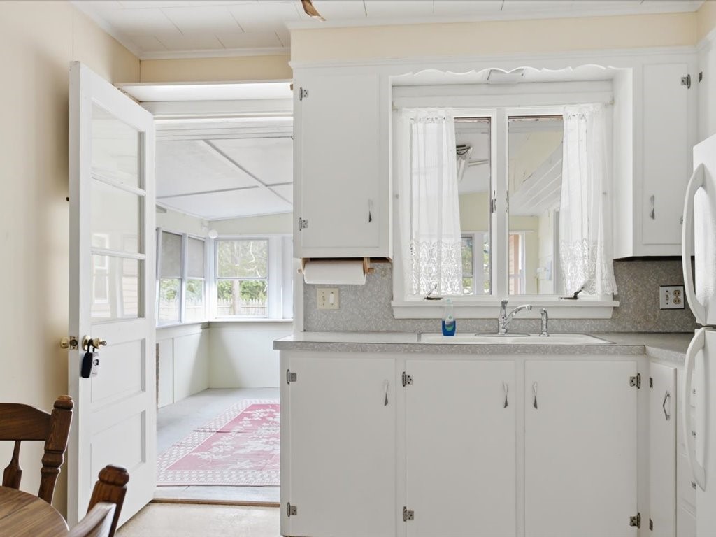 6 Wilder Avenue Westerly, RI 02891 - Photo 23 of 30