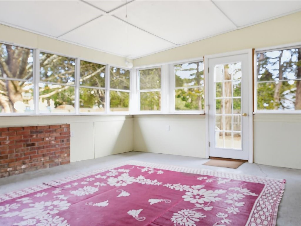 6 Wilder Avenue Westerly, RI 02891 - Photo 24 of 30