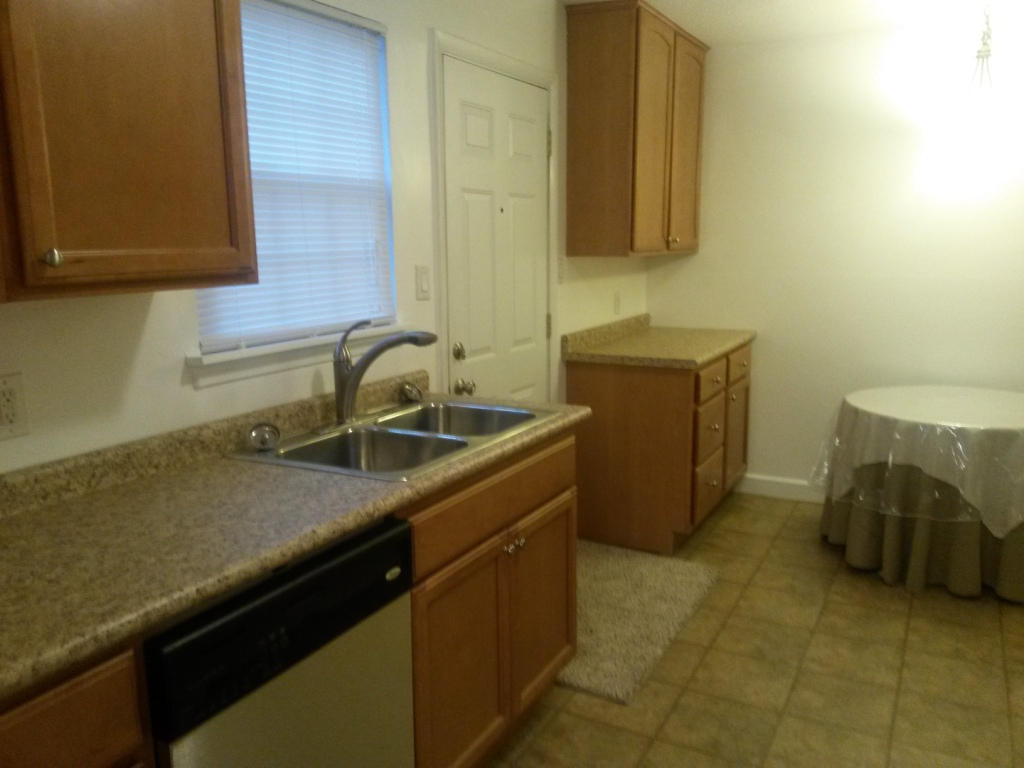 100 Aspen Lane Oak Ridge, TN 37830 - Photo 3 of 10 Remodeled kitchen . . .