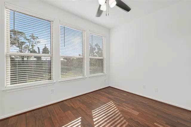 $3,400 | 10949 Cannes Memorial Drive, Houston, TX 77043