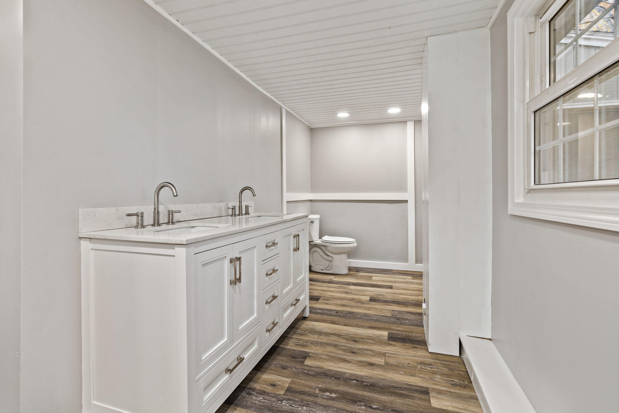 24 Columbus Road Cape Elizabeth, ME 04107 - Photo 35 of 54 46-web-or-mls-DSC01219
