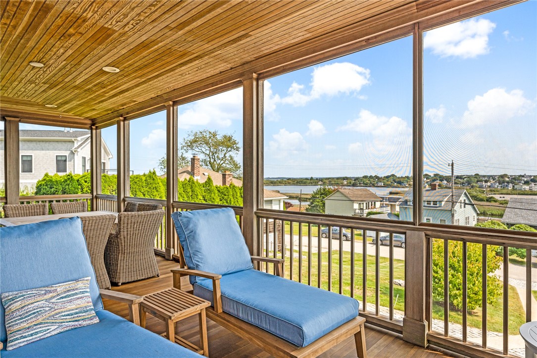 41 Conanicut Road Narragansett, RI 02882 - Photo 38 of 45