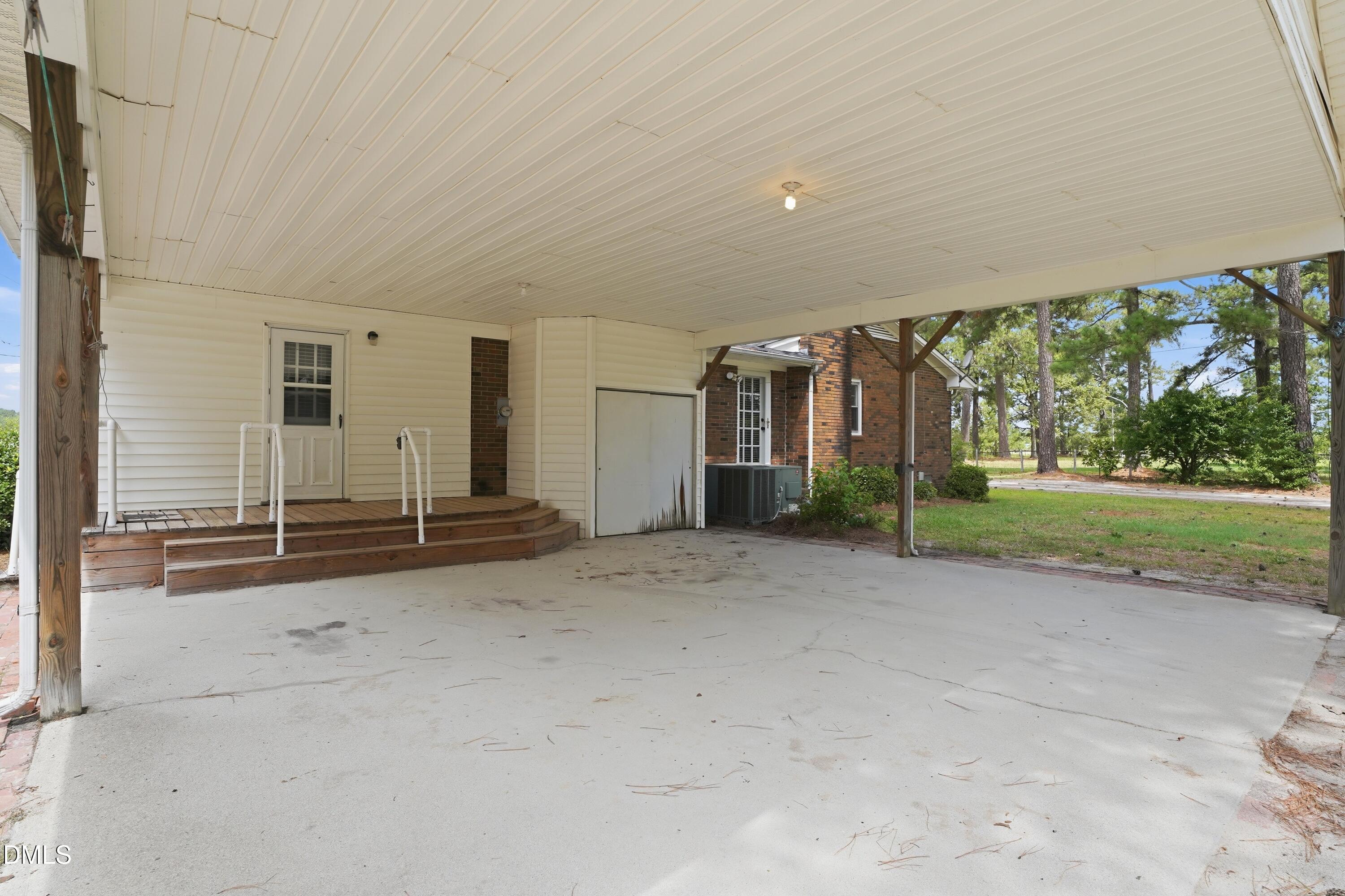6359 Flowers Road Wilson, NC 27893 - Photo 8 of 54
