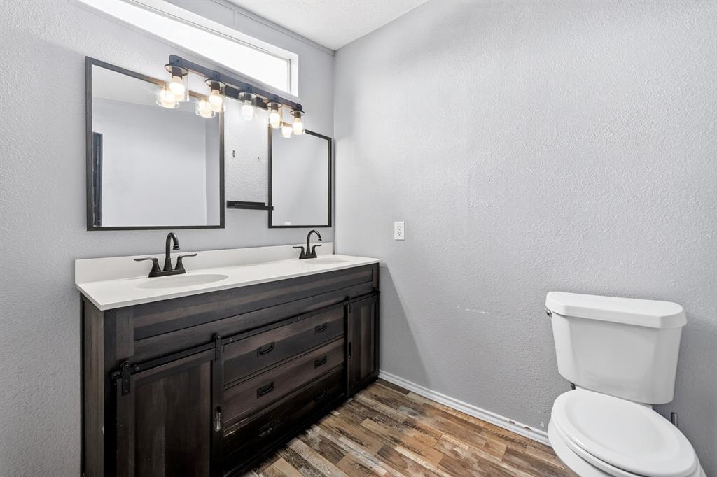 929 West Sterrett Road Waxahachie, TX 75167 - Photo 24 of 40