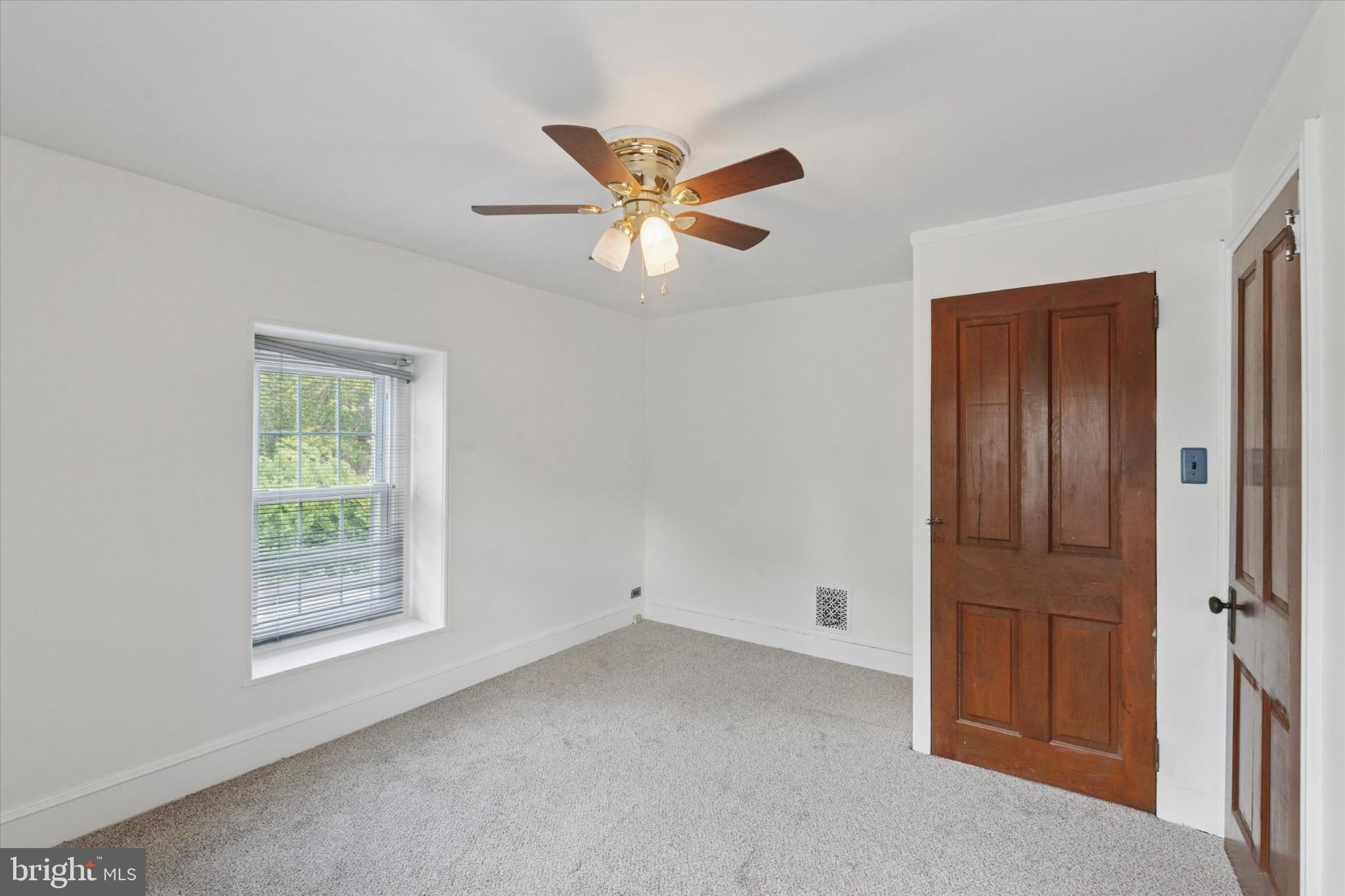8330 Cottage Street Philadelphia, PA 19136 - Photo 14 of 15 Bright and airy room with classic charm.