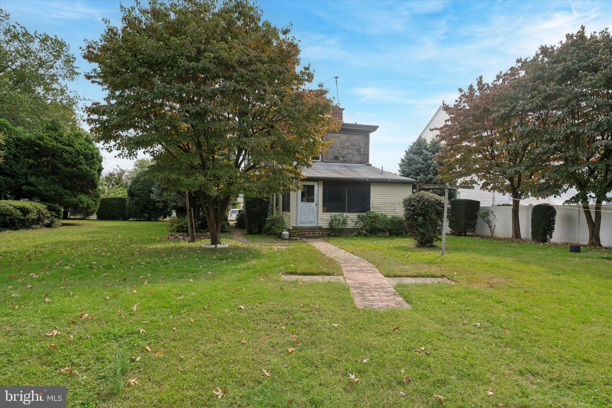 8330 Cottage Street Philadelphia, PA 19136 - Photo 15 of 15 Charming home nestled in lush greenery.
