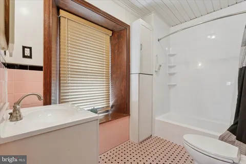 $399,000 | 8330 Cottage Street, Philadelphia, PA 19136