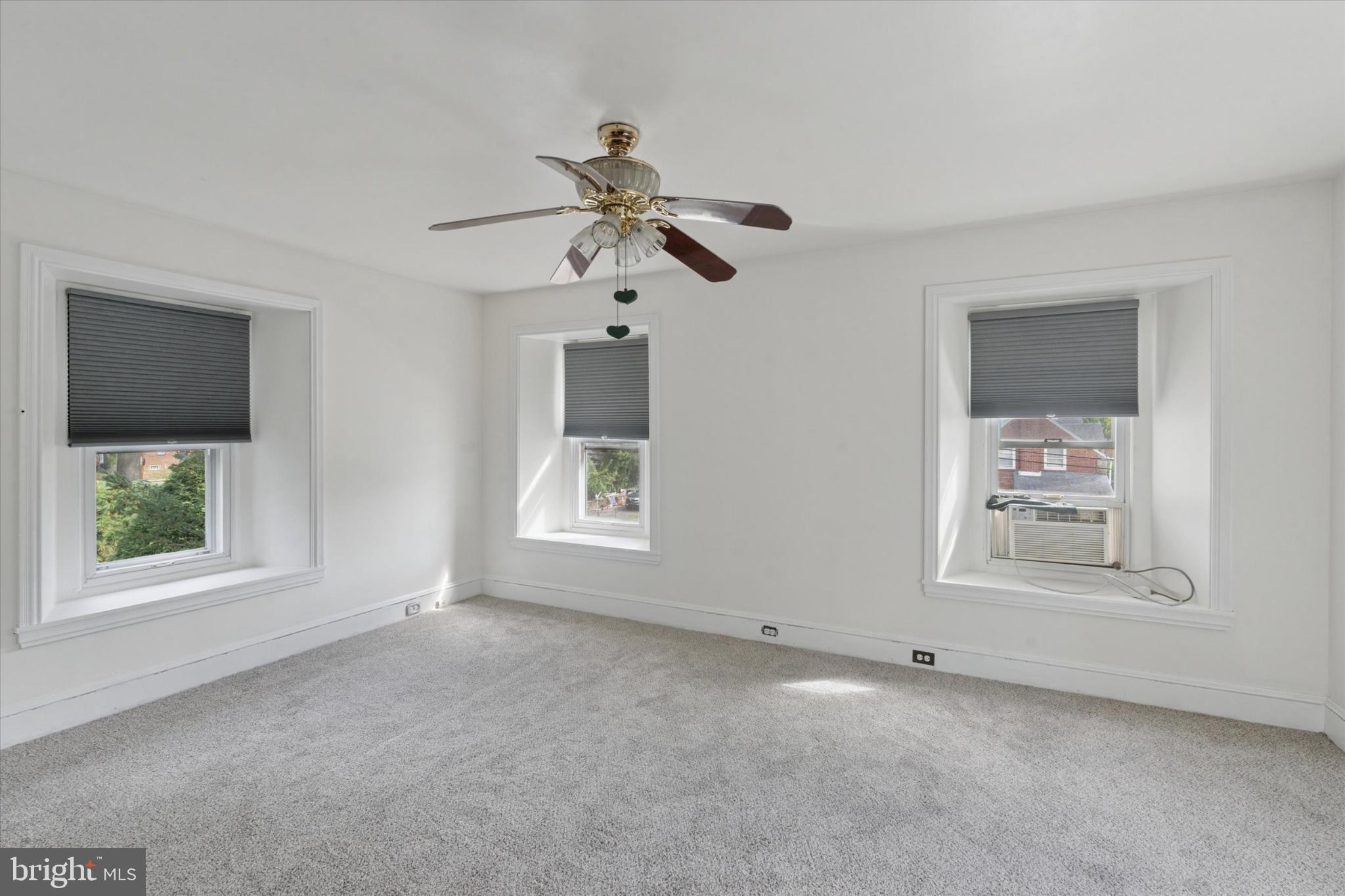 8330 Cottage Street Philadelphia, PA 19136 - Photo 10 of 15 Bright and airy room with classic charm.