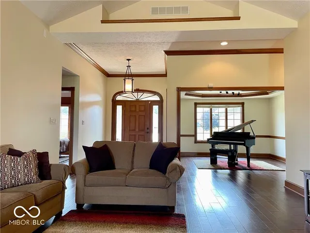 $539,900 | 1148 Waterford Drive, Avon, IN 46123