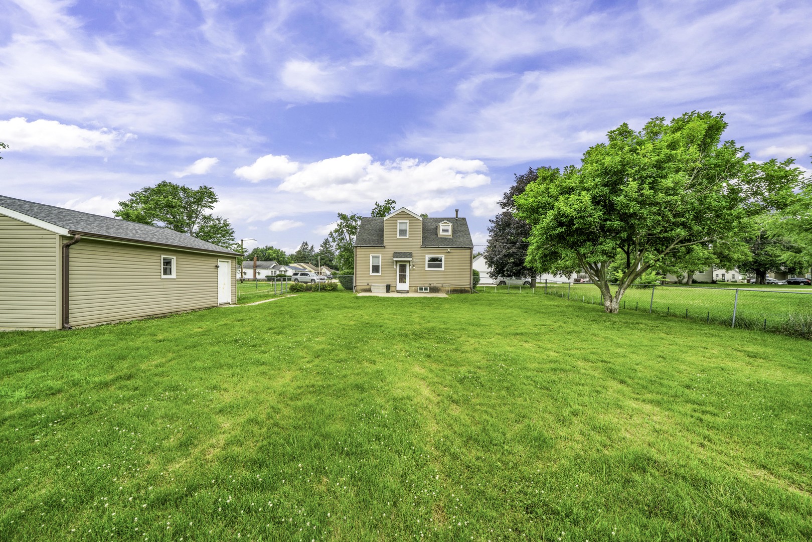 224 West Ave H Rochelle, IL 61068 - Photo 23 of 26