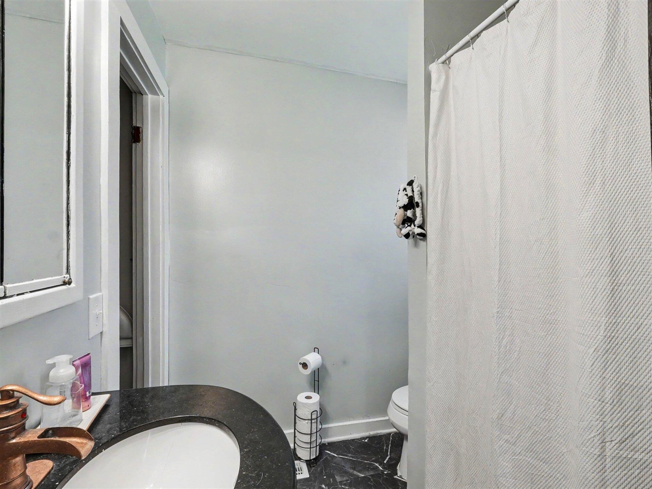 576 South Main Street Adrian, MI 49221 - Photo 19 of 28