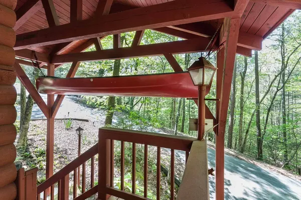 $344,500 | 421 Sleepy Hollow Drive, Murphy, NC 28906