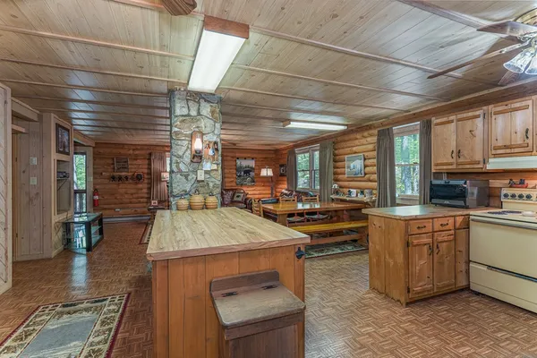 $344,500 | 421 Sleepy Hollow Drive, Murphy, NC 28906