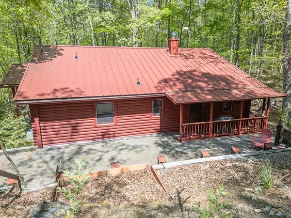 $344,500 | 421 Sleepy Hollow Drive, Murphy, NC 28906
