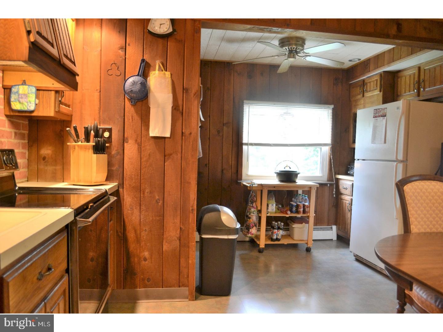 4104 Bridgeboro Road Delran, NJ 08057 - Photo 9 of 25 Kitchen