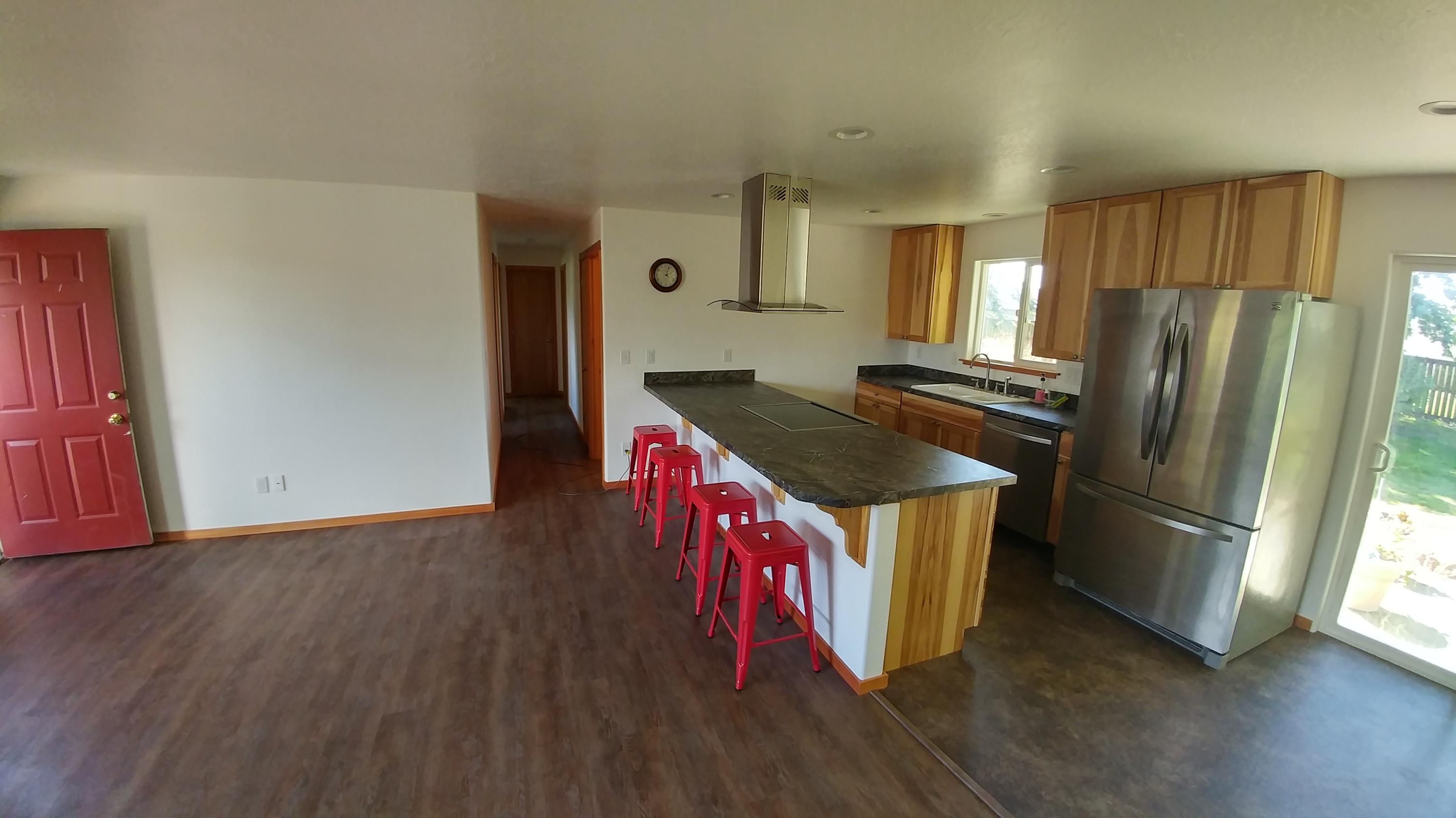 240 Hummingbird Lane Tillamook, OR 97141 - Photo 5 of 8 NICE