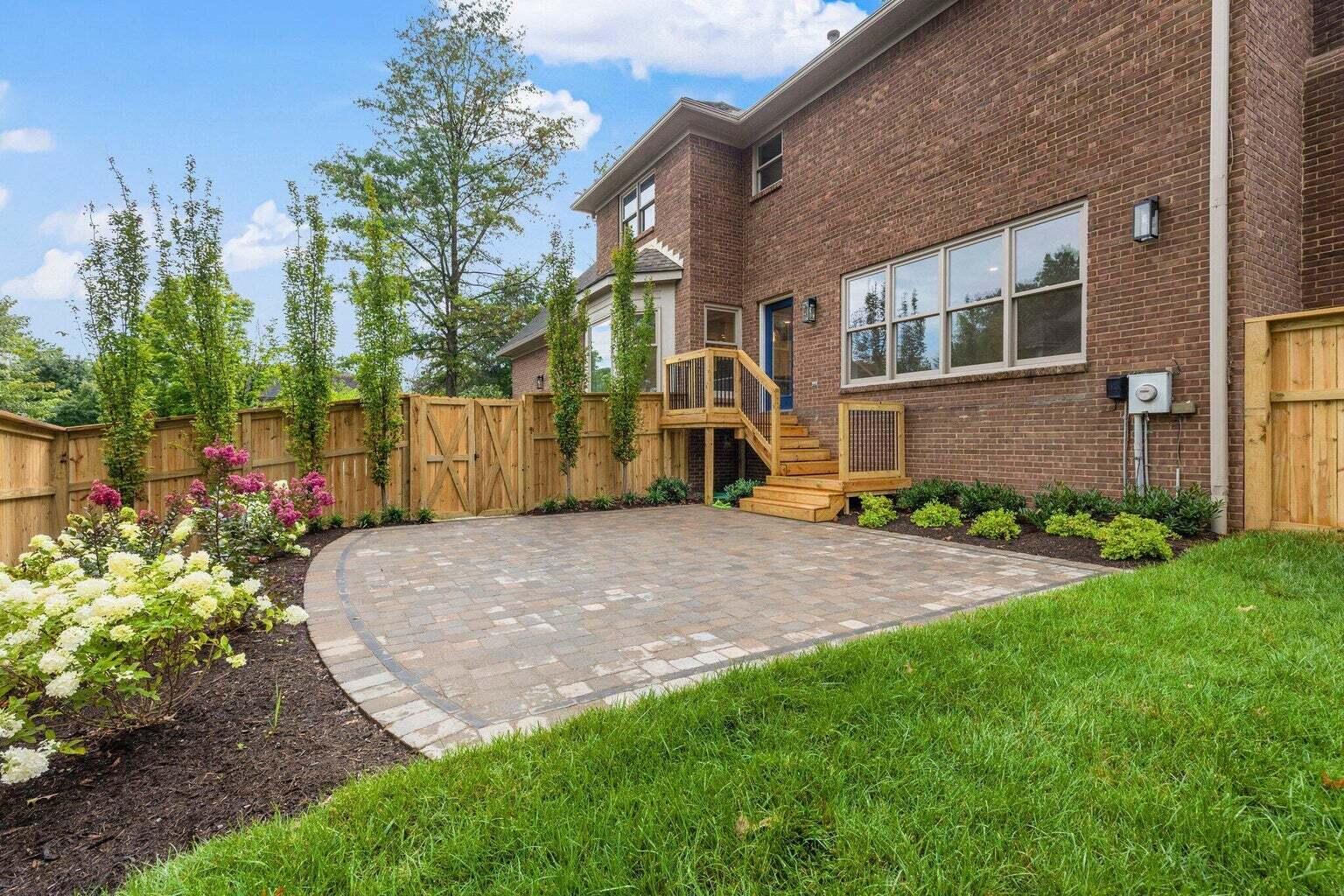 4744 Inman Drive Lexington, KY 40513 - Photo 38 of 42 inman41