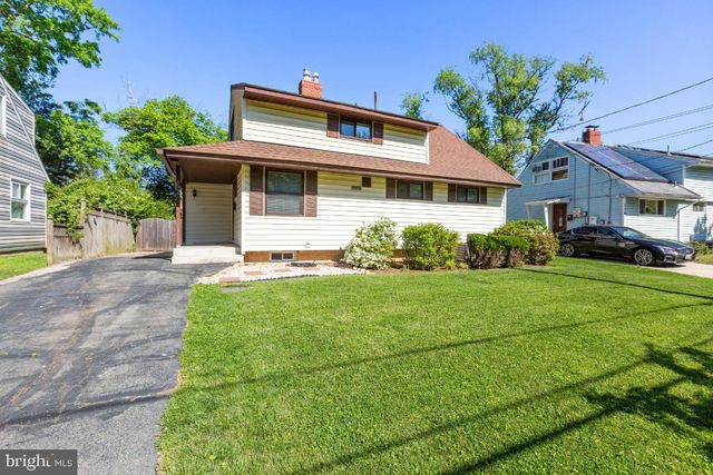 $535,500 | 332 Broadwood Drive, Rockville, MD 20851