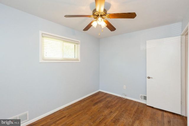 $535,500 | 332 Broadwood Drive, Rockville, MD 20851