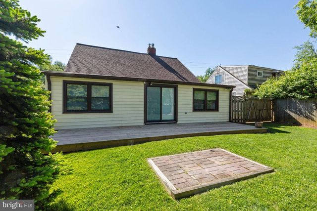 $535,500 | 332 Broadwood Drive, Rockville, MD 20851