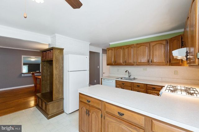 $535,500 | 332 Broadwood Drive, Rockville, MD 20851